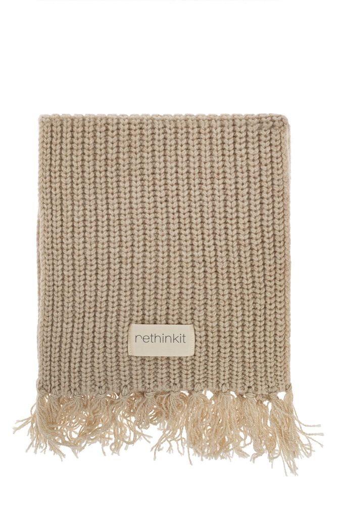 Rethinkit Studios Chunky Knit Fringed Scarf