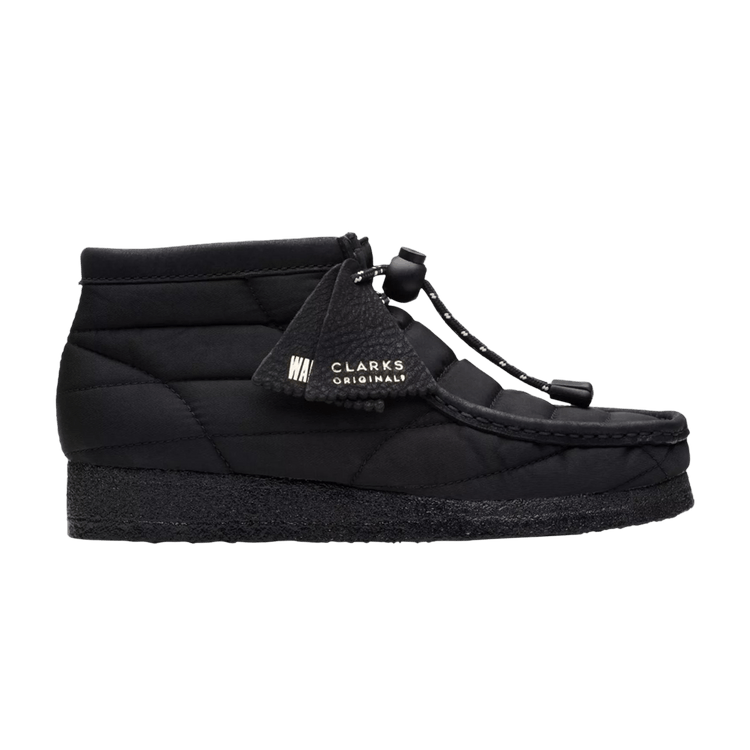 Clarks Wmns Wallabee Boot 'Black Quilted'
