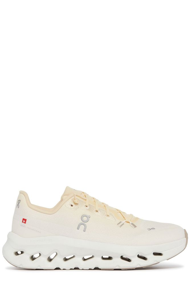 On Running Cloudtilt Lace-Up Sneakers