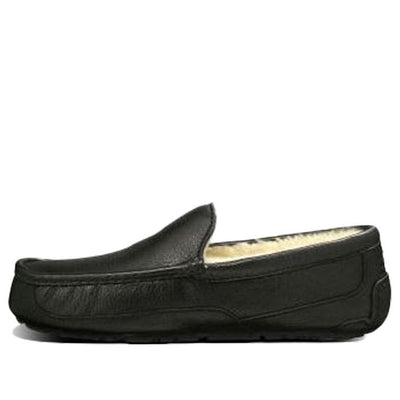 UGG Ascot 'Black'