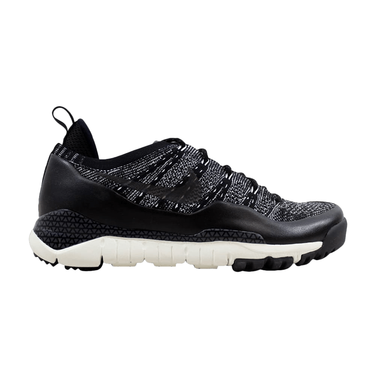 Nike Lupinek Flyknit Low 'Black'