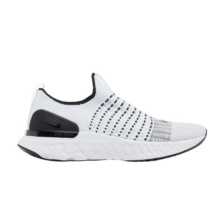 Nike React Phantom Run Flyknit 2 'Oreo'