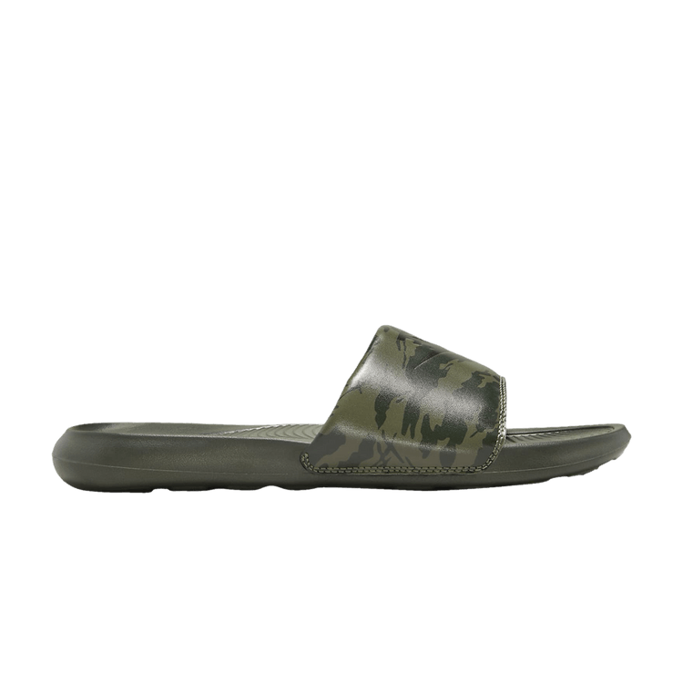 Nike Victori One 'Medium Olive Camo'