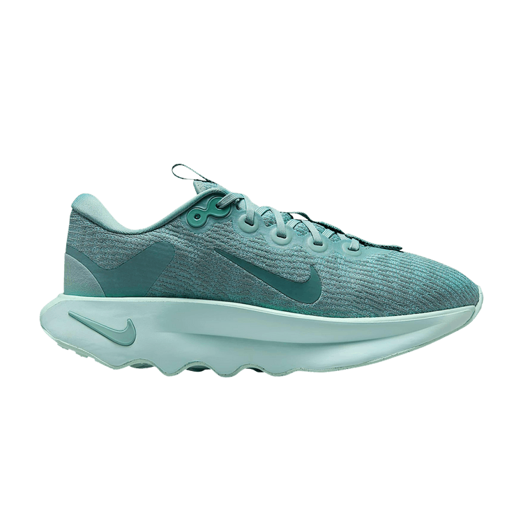 Nike Wmns Motiva 'Cannon'