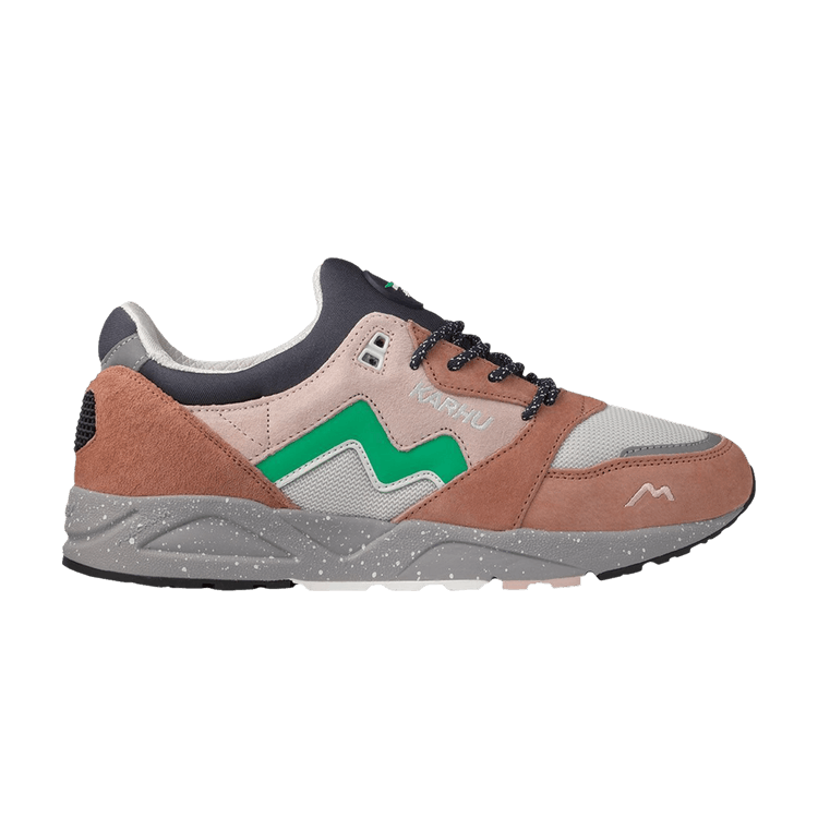 Karhu Aria 95 'Northern Lights'