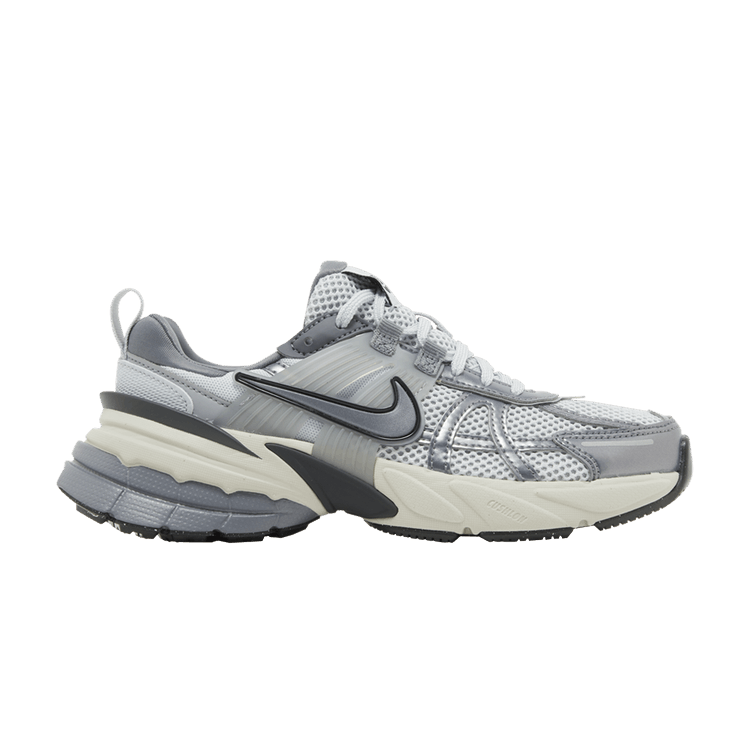 Nike Wmns V2K Run 'Pure Platinum Wolf Grey'