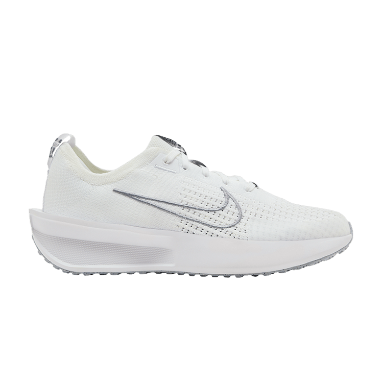 Nike Wmns Interact Run 'White Metallic Silver'