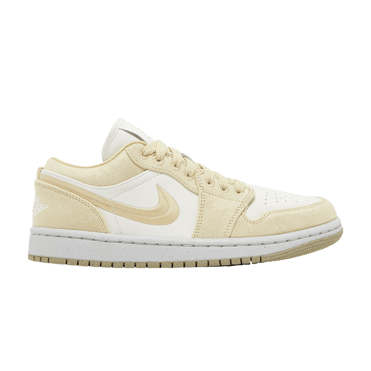 Wmns Air Jordan 1 Low SE 'Team Gold'