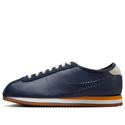 (WMNS) Nike Cortez Leather 'Midnight Navy Bright Ceramic Gum'