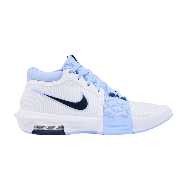 Nike LeBron Witness 8 'UNC'