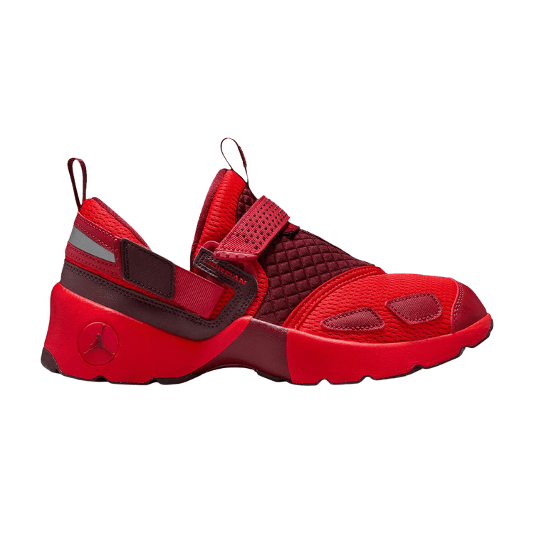 Air Jordan Wmns Jordan Trunner LX 'Chile Red'