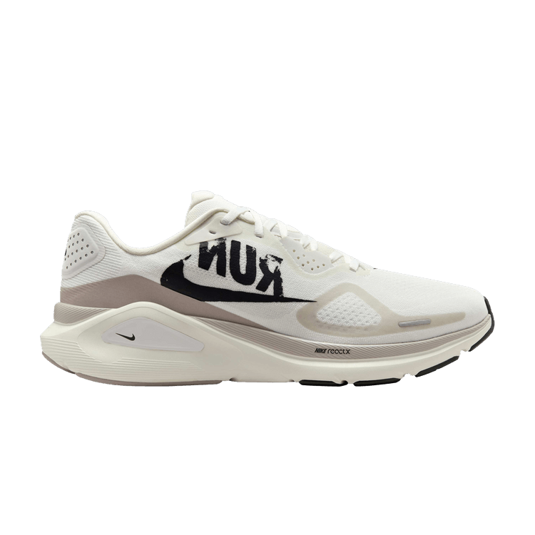 Nike Structure 26 'Run Pack'
