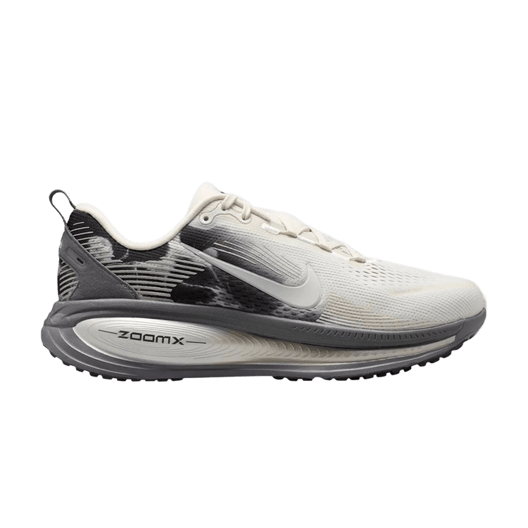 Nike Vomero 18 'White Grey'