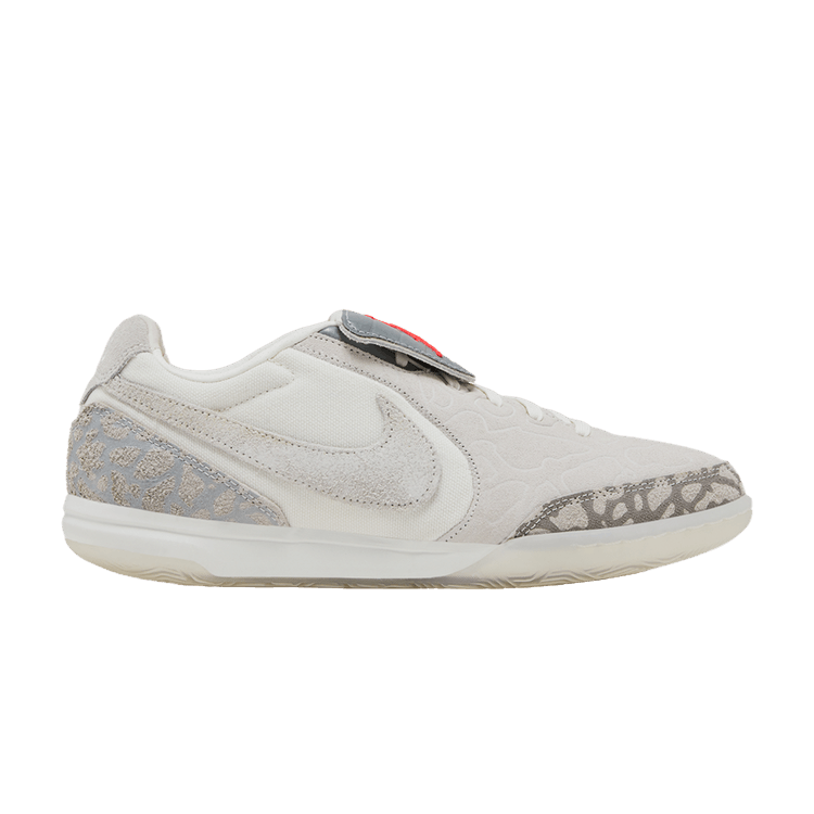 Nike Tiempo Streetgato SE 'Phantom'
