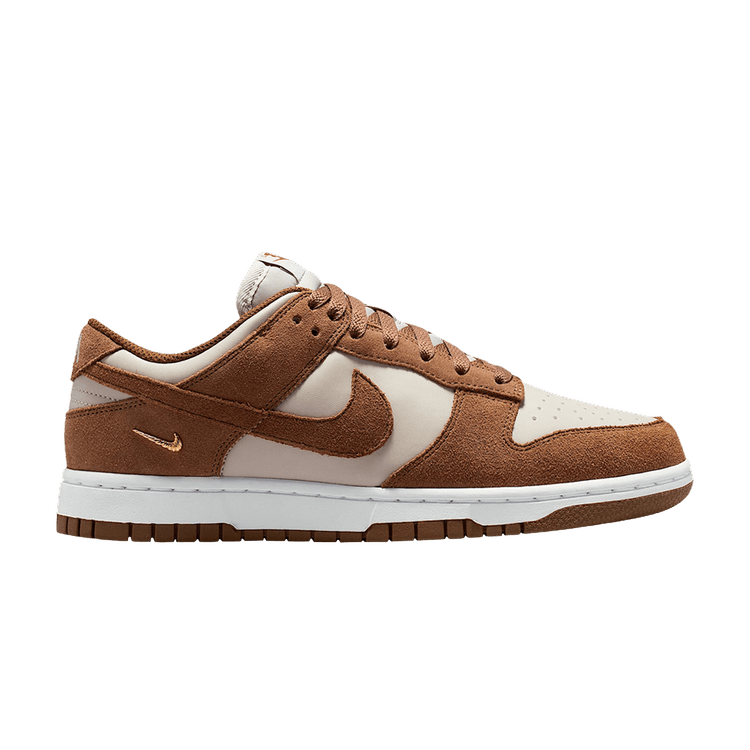 Nike Wmns Dunk Low Suede 'Light British Tan Cream White'