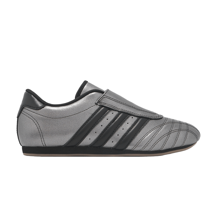 adidas Wmns Taekwondo 'Metallic Grey Black'