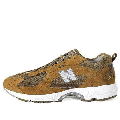 New Balance thisisneverthat x 827 'Brown'