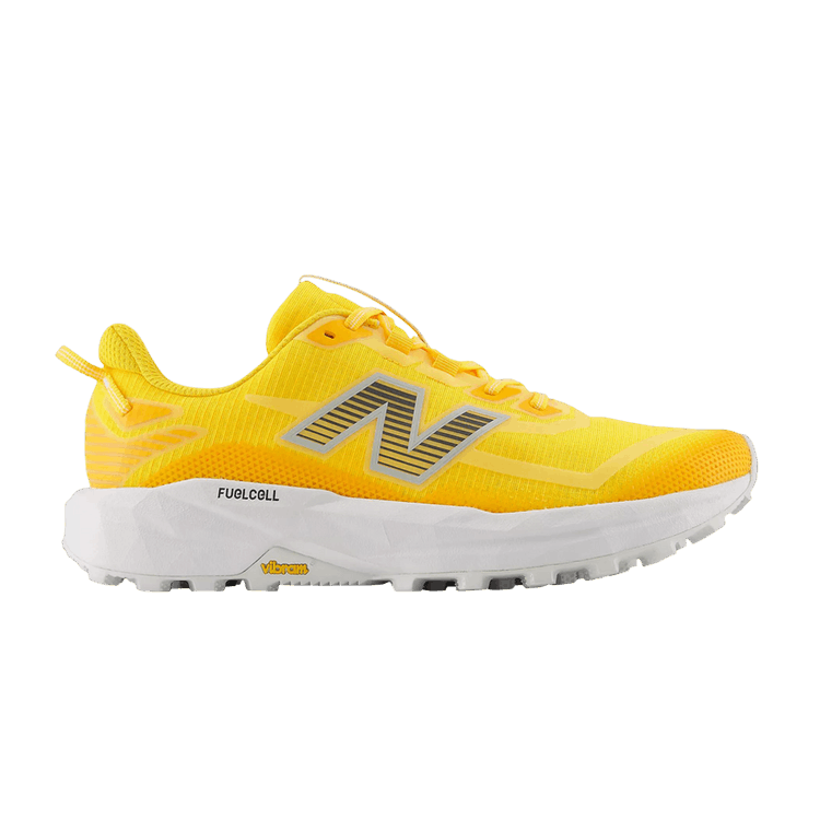 New Balance Fuelcell Rebel 'Satsuma Orange'