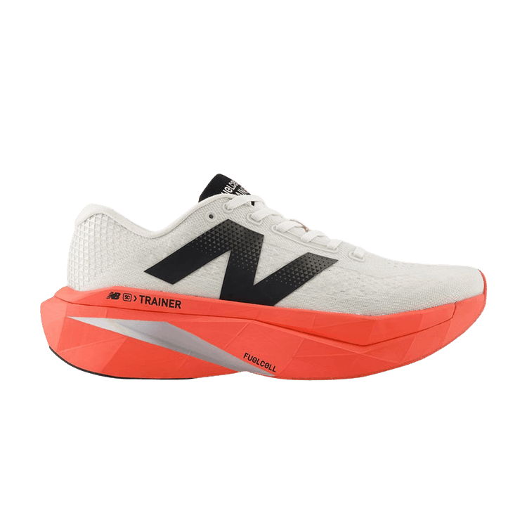 New Balance Fuelcell SuperComp Trainer V3 2E Wide 'Urgent Red Sea Salt Black'