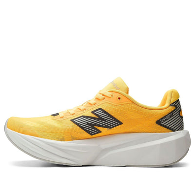 (WMNS) New Balance FuelCell Rebel v5 'Satsuma Orange'