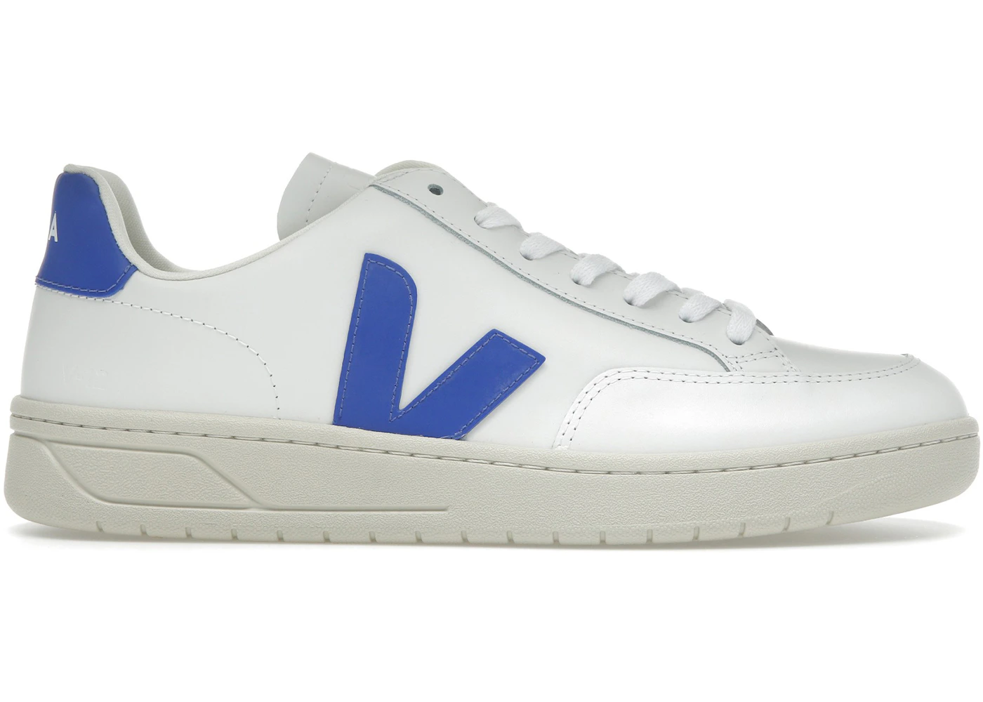 Veja V-12 Leather White Paros