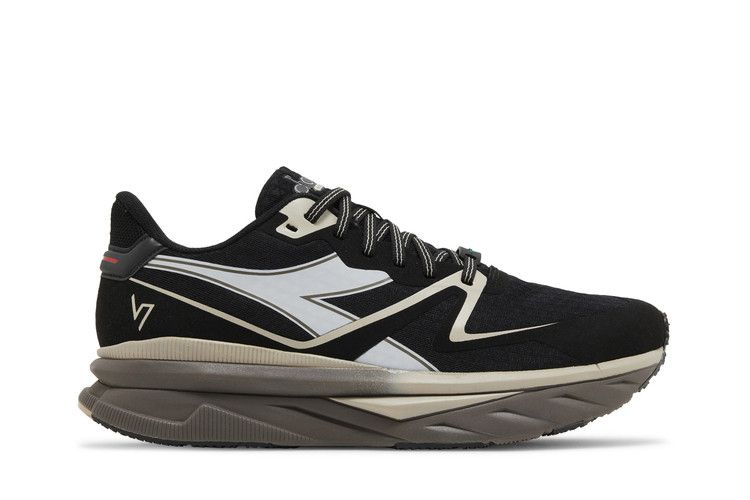 Diadora Atomo V7000 'Black Smoke Grey'