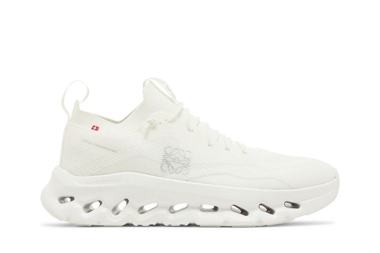 Loewe x ON Wmns Cloudtilt 'All White'