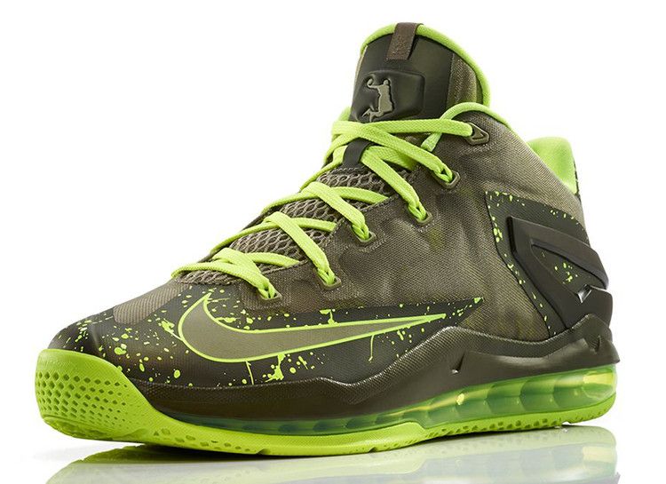 Nike Max LeBron 11 Low 'Dunkman'
