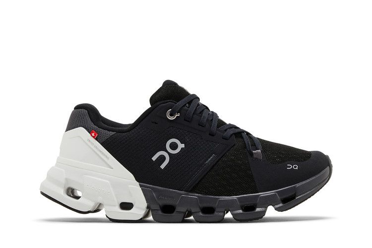 ON Wmns Cloudflyer 4 Wide 'Black White'