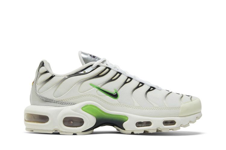 Nike Wmns Air Max Plus 'White Green Strike'