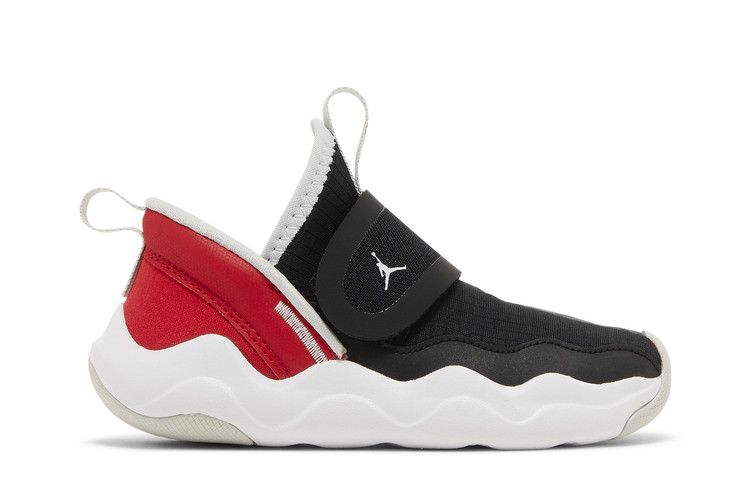 Air Jordan 23/7 TD 'Bloodline'