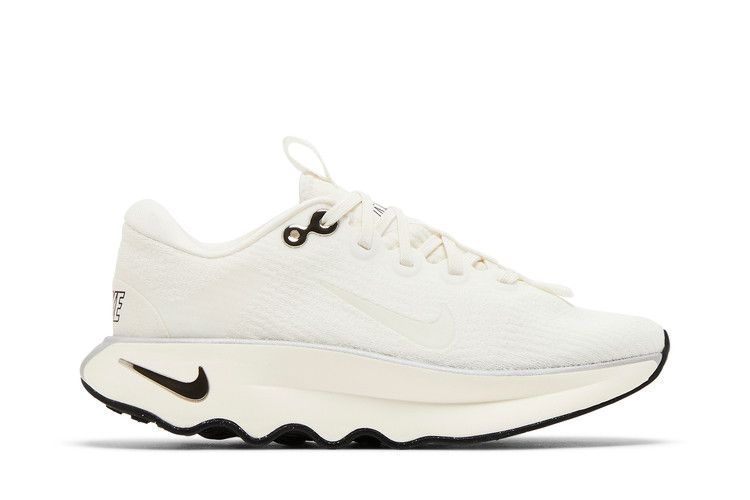 Nike Wmns Motiva 'Summit White Black'