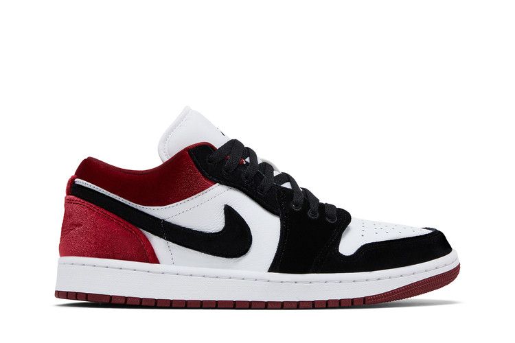 Wmns Air Jordan 1 Low SE 'Velvet Black Toe'