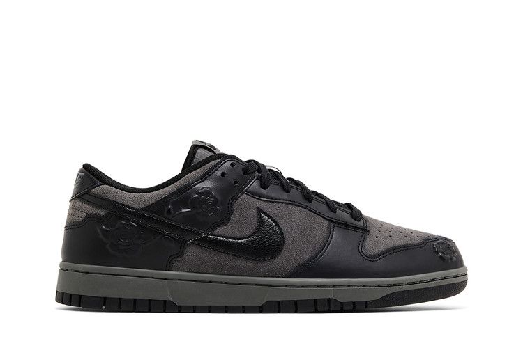 Nike Wmns Dunk Low 'Black Roses'