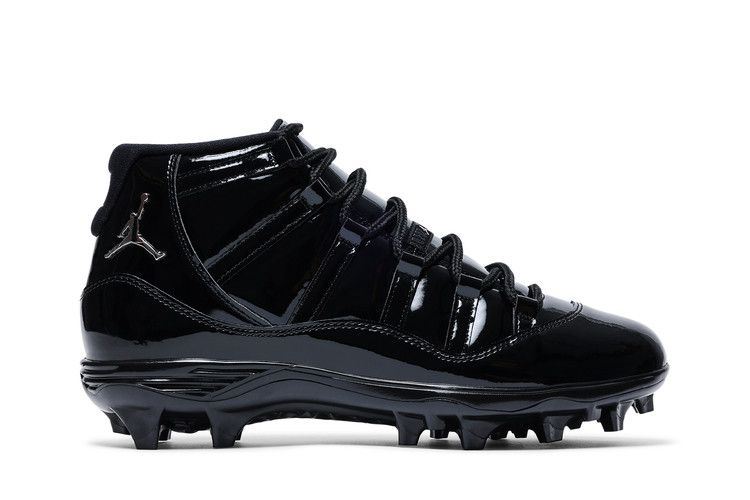 Air Jordan 11 Mid TD Cleat 'Patent Black'