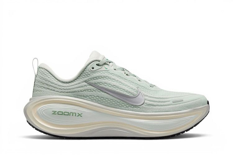 Nike Wmns Vomero Plus 'Light Silver'