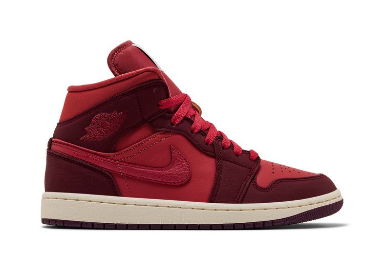 WMNS Air Jordan 1 Mid SE 'Valentine's Day'