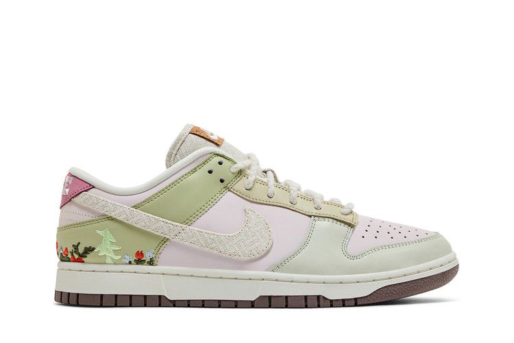 Nike Wmns Dunk Low LX 'Mushroom'