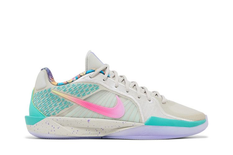 Titan x Nike Wmns Sabrina 2 'Make Space'