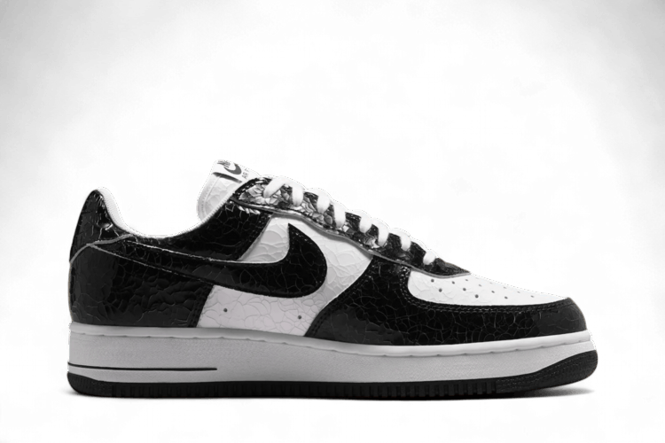 Nike Air Force 1 ’01 'Cracked Leather Pack -Menta White'