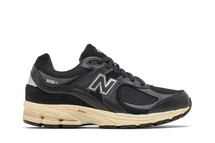 New Balance 2002R 'Leather Pack - Vintage Black'