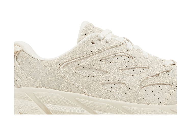 HOKA Clifton L Suede 'Eggnog'