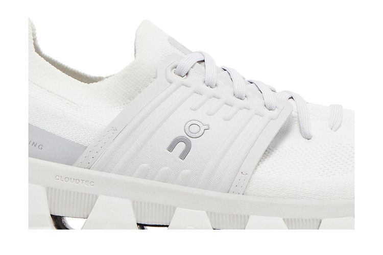 ON Wmns Cloudswift 3 'White Frost'