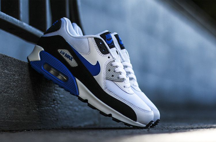 Nike Air Max 90 'Hyper Cobalt'