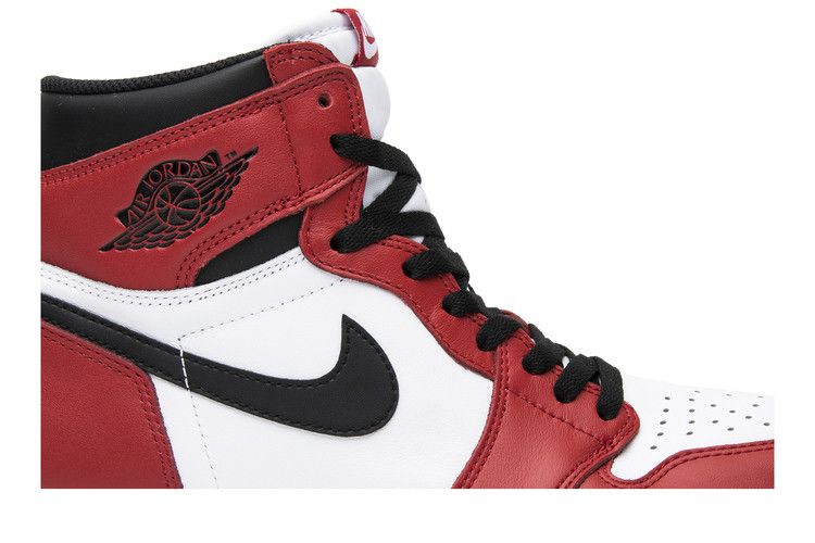 Air Jordan 1 Retro High OG 'Chicago' 2015