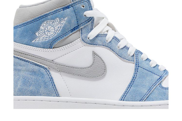 Air Jordan 1 Retro High OG 'Hyper Royal'