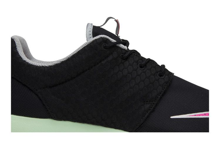 Nike Roshe One FB 'Yeezy'