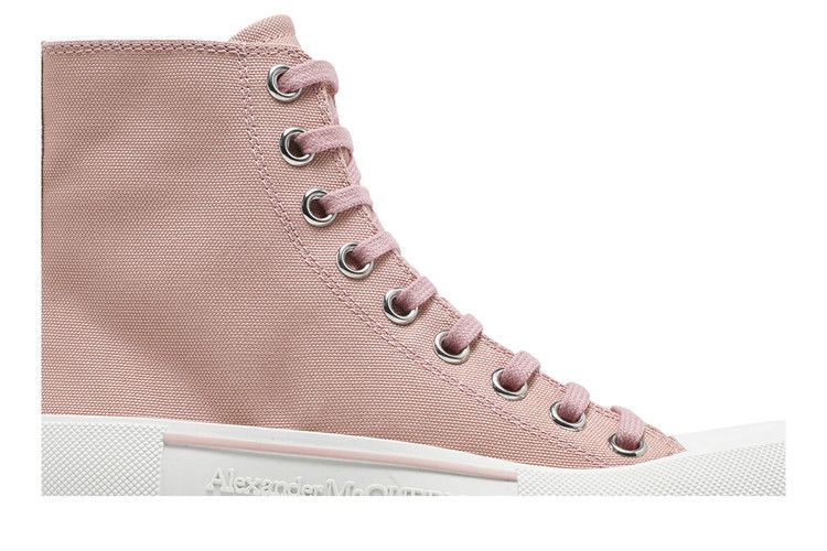 Alexander McQueen Wmns Tread Slick Boots 'Magnolia'