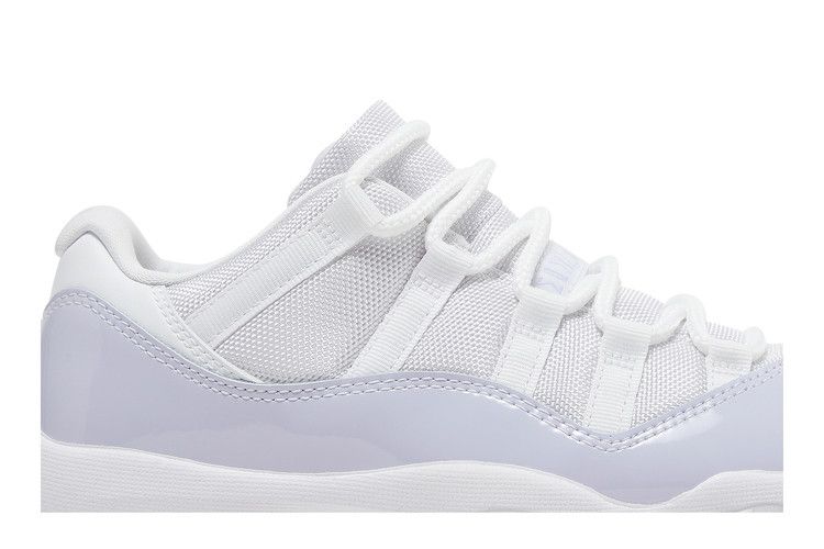Wmns Air Jordan 11 Retro Low 'Pure Violet'