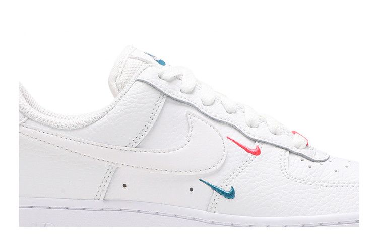 Nike Wmns Air Force 1 '07 Essential 'Summit White Solar Red'